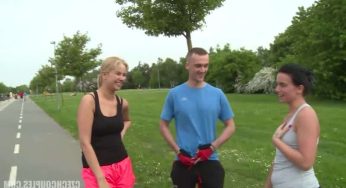 Farklı Spor Dallarını Öğretiyor